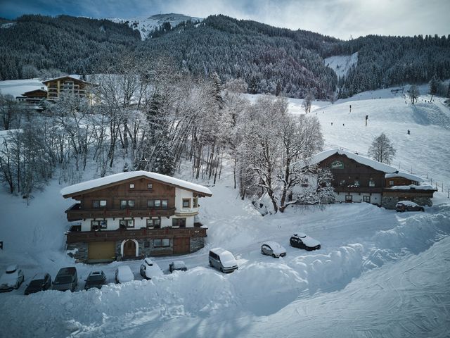 Ferienwohnungen Stefanie & Bergerhäusl